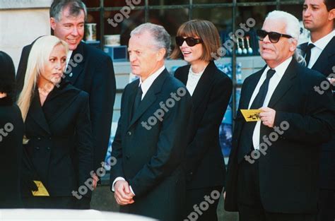 versace casket price|gianni Versace funeral pictures.